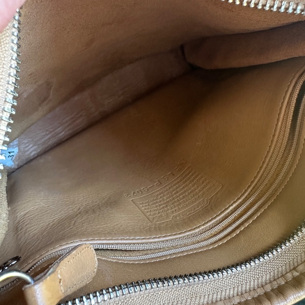 Vintage Coach Andrea Bucket  Camel Light BrowN - Picture 7 of 9